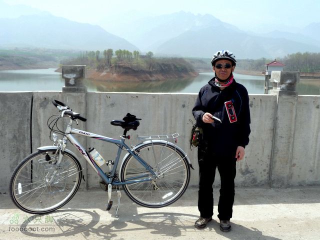 【奔驰车行】2011.4.9杨庄观油菜花鲁仁片子