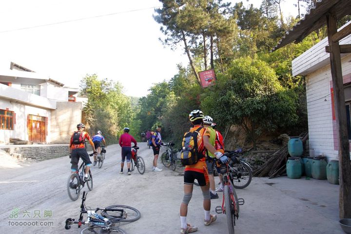 2011.5.7偏坡谷龙把关石笋沟_MG_1602