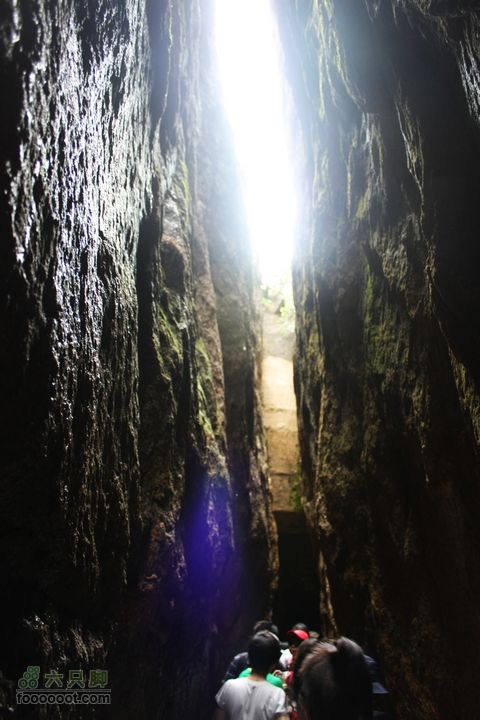 2011-05-07-穿越黄山-青岛向阳山户外IMG_2986天若一线