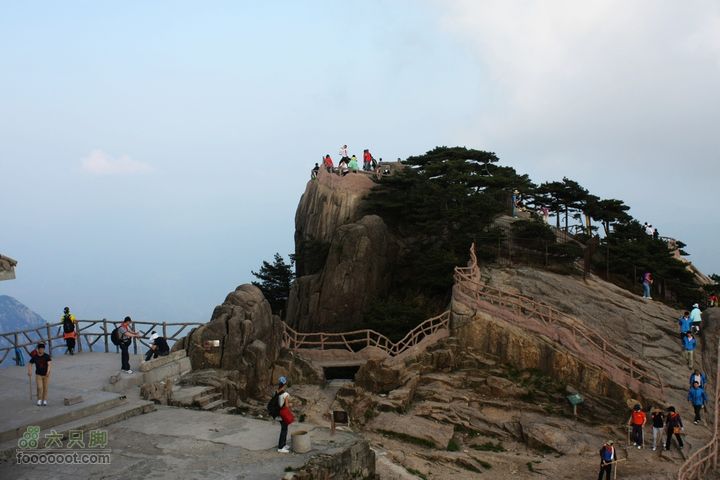 2011-05-07-穿越黄山-青岛向阳山户外IMG_3130炼丹峰