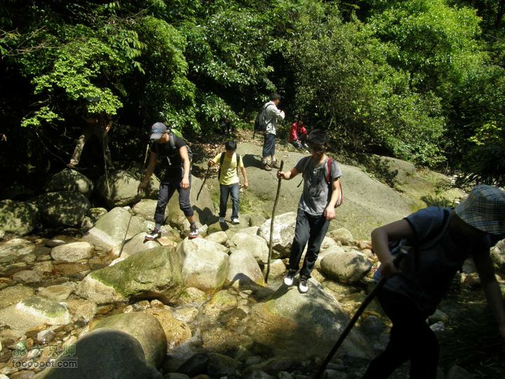 溯溪明月山十里峡后再登山P5292625