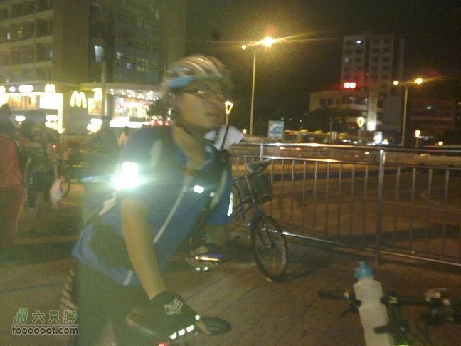 单骑走珠海120110605348_眸目压缩_眸目压缩