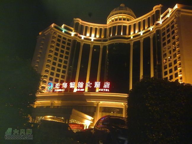 单骑走珠海120110605352_眸目压缩_眸目压缩