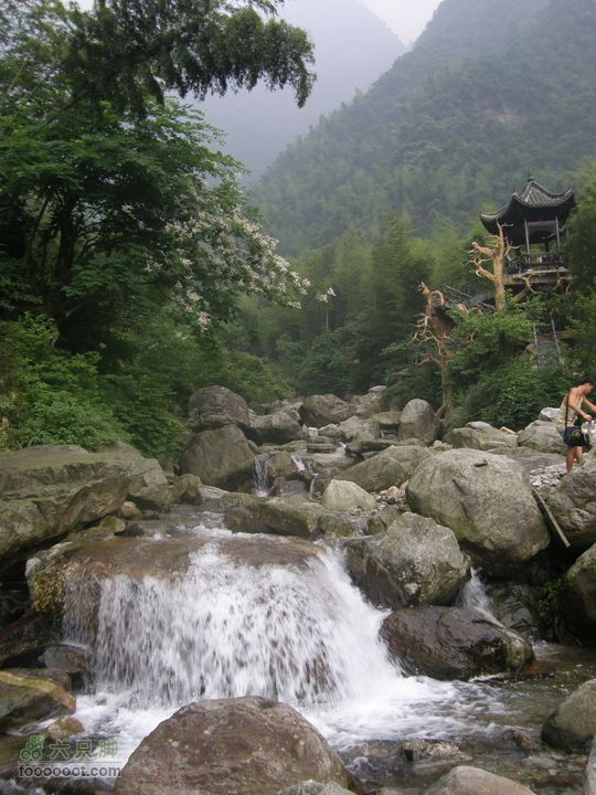 登山上水口，溯溪明月山P6123365