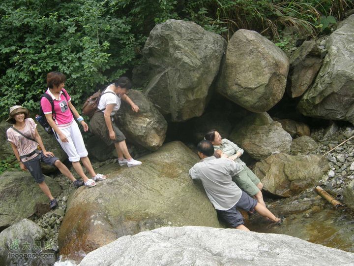 登山上水口，溯溪明月山P6123371