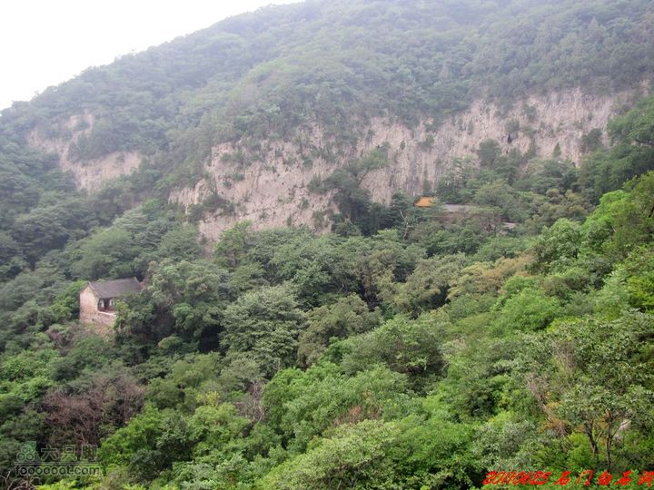 博山石门三棱寨东寨白石洞白石洞景区