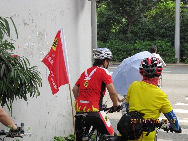 2011.7.10.去广州贺九头鸟鼎盛森车行搬迁开业活动IMG_2834_眸目压缩