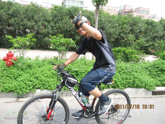 2011.7.10.去广州贺九头鸟鼎盛森车行搬迁开业活动IMG_2868_眸目压缩