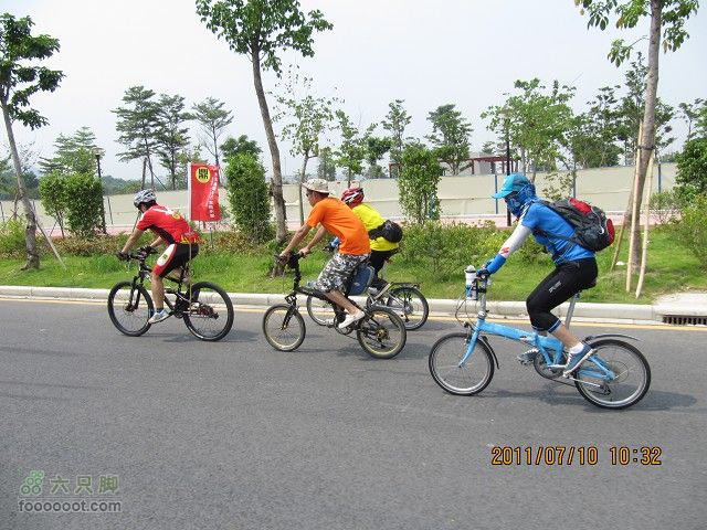2011.7.10.去广州贺九头鸟鼎盛森车行搬迁开业活动IMG_2879_眸目压缩