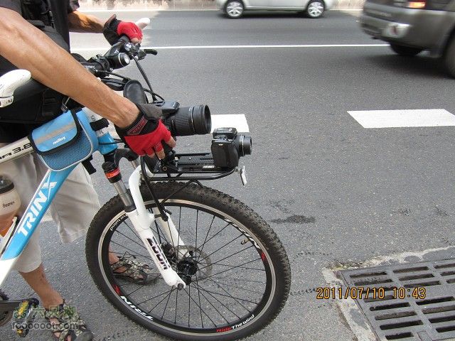 2011.7.10.去广州贺九头鸟鼎盛森车行搬迁开业活动IMG_2903_眸目压缩