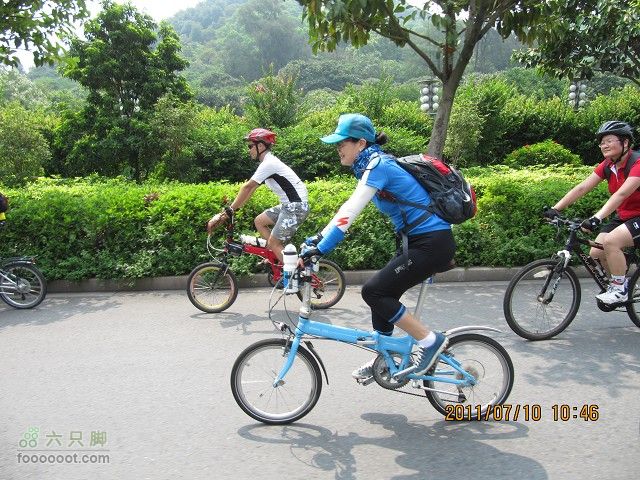 2011.7.10.去广州贺九头鸟鼎盛森车行搬迁开业活动IMG_2905_眸目压缩