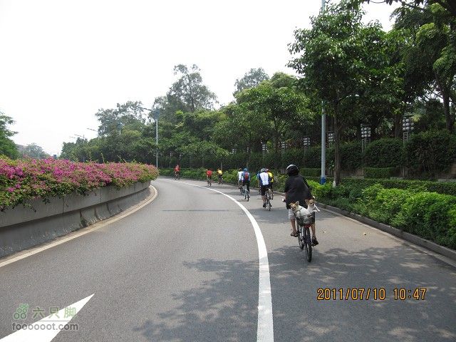 2011.7.10.去广州贺九头鸟鼎盛森车行搬迁开业活动IMG_2910_眸目压缩