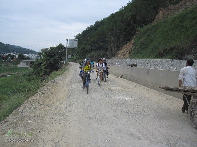 2011.9.9.海鸟参加上海骑众马自骑旅程之黄山到古镇深度IMG_6269_眸目压缩