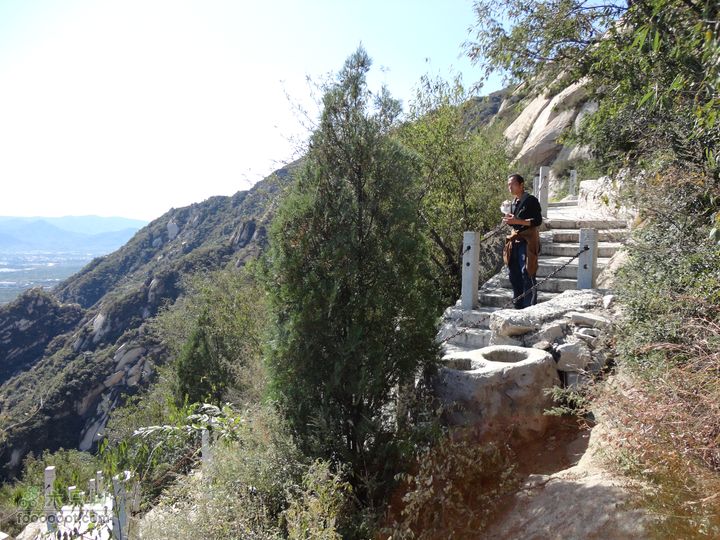 凤凰岭外围一圈到达凤凰岭北线