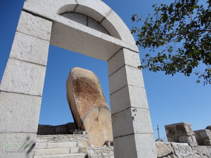 凤凰岭外围一圈顶峰石门2