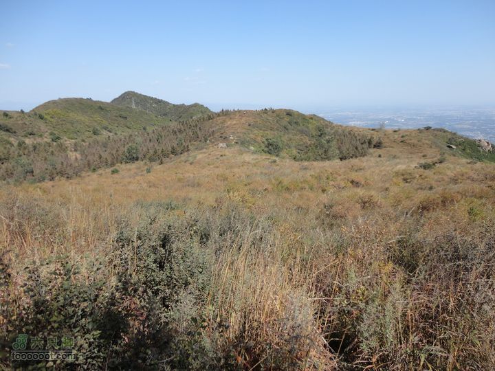 凤凰岭外围一圈回望高压线