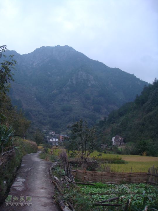 徽杭古道加清凉峰看到永来村了