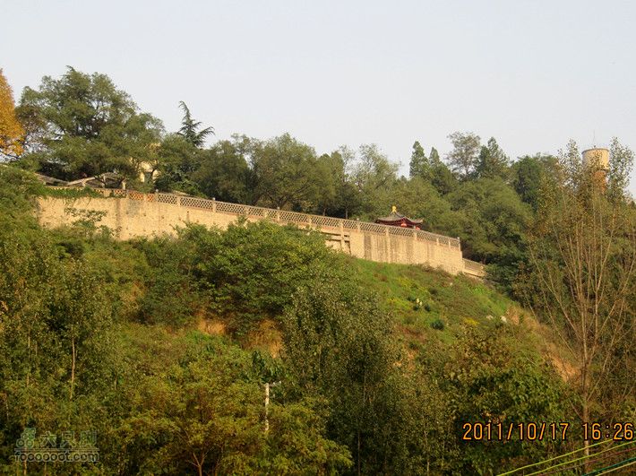 滈河南岸颇荒凉2011.10.17滈河行 082_副本