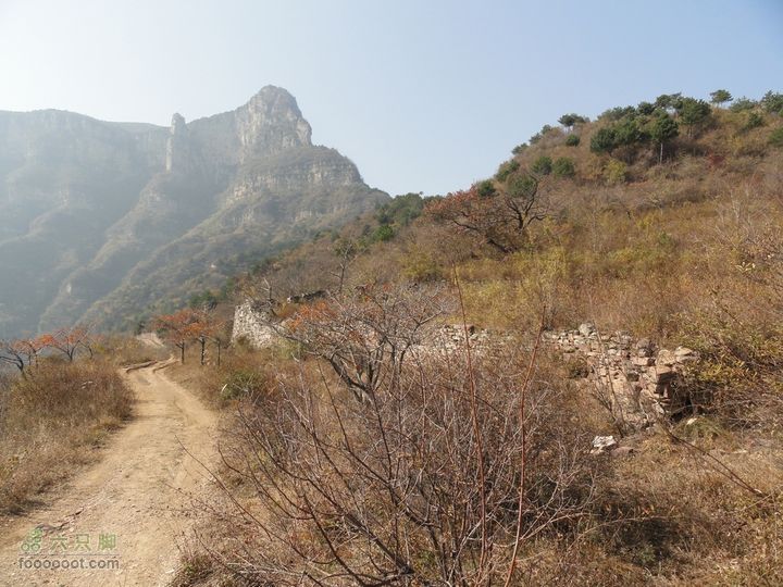 2011.10.29 红土岭-鲁班壑-绝壁-东安-三亩地出行DSC00596
