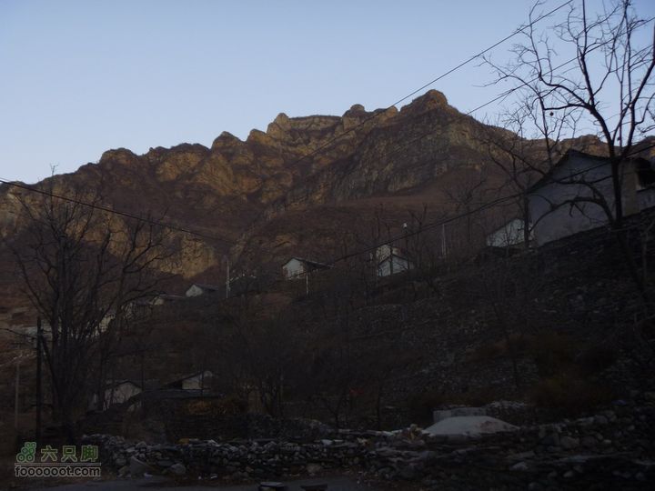 【灰地-十字道-铁陀山-滴水岩】空山岂无意滴水岩(但当地人说不是yan(岩)，应该是ying(营)，还是ai(挨))