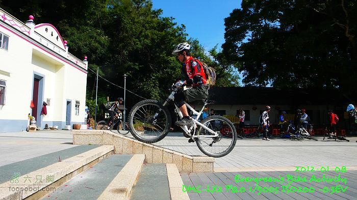 2012 01 08 新界東北邊界廢村P1440760