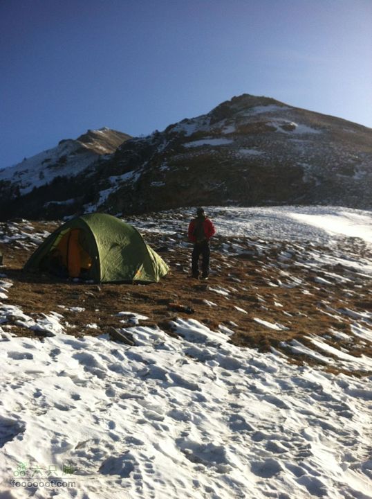大年初三-初五冬季小五台探险-章家窑入-登顶西台10点多才拔营，大太阳出来很舒服