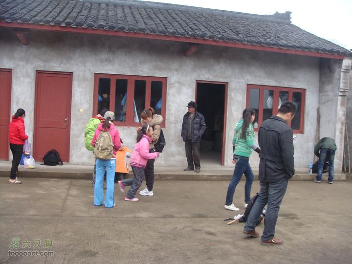 日照寺到藏经寺饭毕