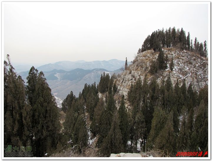 土峪摘星山武王寨田庄武王寨西面的山头