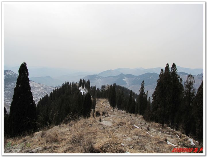 土峪摘星山武王寨田庄沿着山脊下山