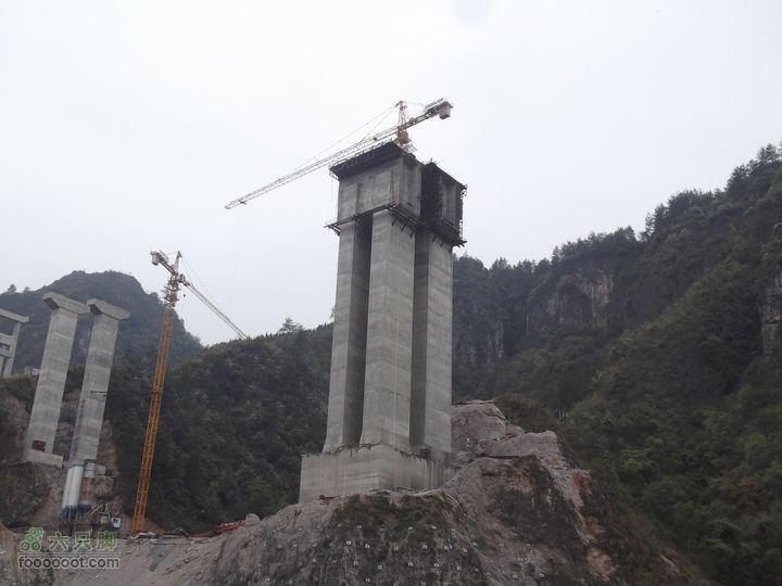 扶志猛洞河羊峰石堤环线还是桥墩