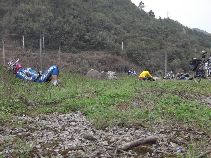 扶志猛洞河羊峰石堤环线还在休息啊