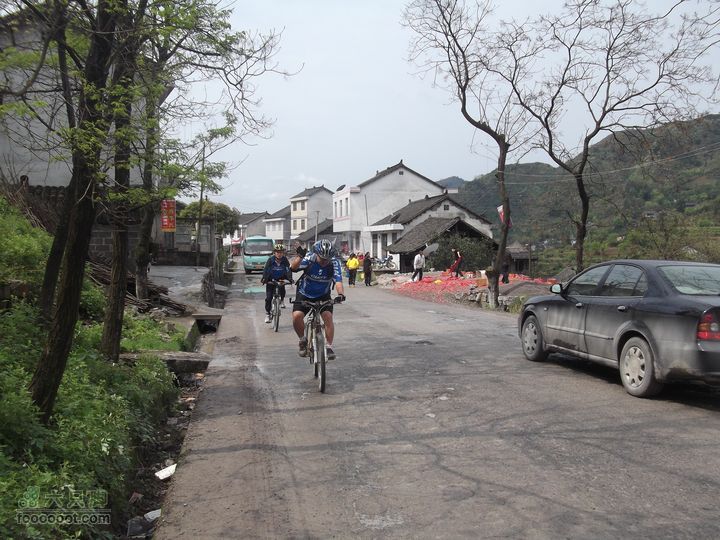 2012年4月15日万坪杉木河水库万福线二胖和老瓦