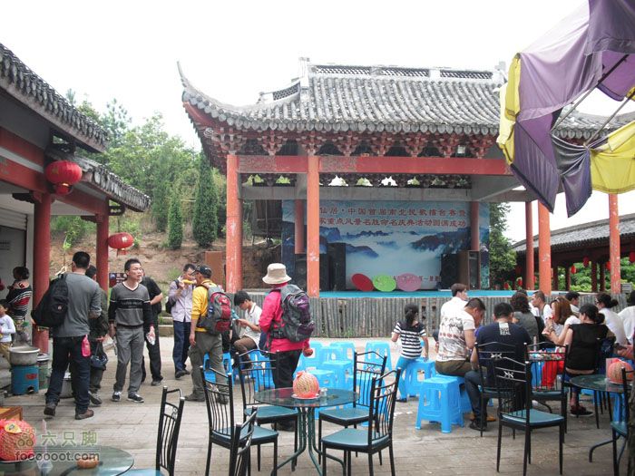 4.30仙居景星岩徒步人妖表演还未开始，先转一圈