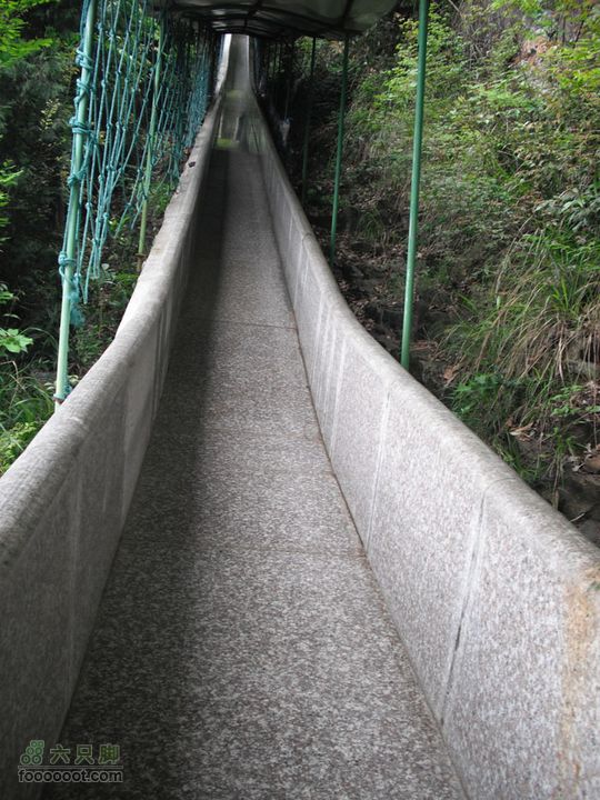 4.30仙居景星岩徒步从下面看滑道