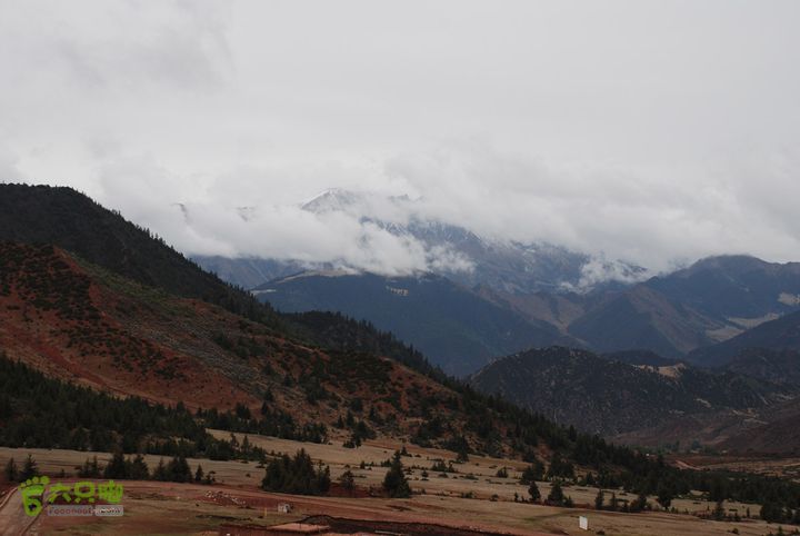 318国道川藏南线成都至拉萨拉乌山