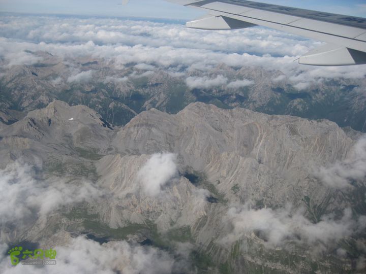 2012-8-22西安咸阳机场-四川九黄机场IMG_0315