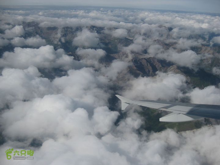2012-8-22西安咸阳机场-四川九黄机场IMG_0319