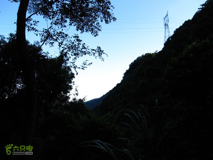 赤星村-昇山寺-叶洋-岭头-(龙潭)-森林公园南门太阳快下山了