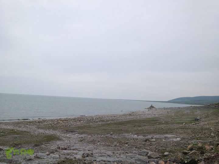 环青海湖第二天湖岸线