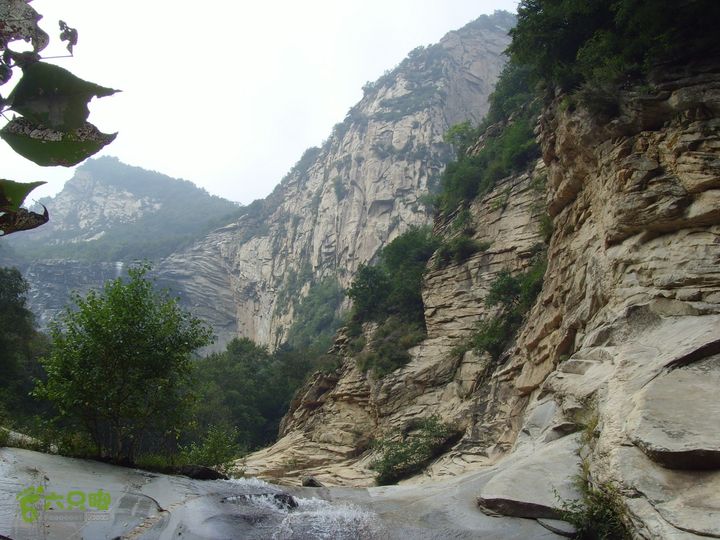 豪宅一天仙瀑一景区门口SNV34494