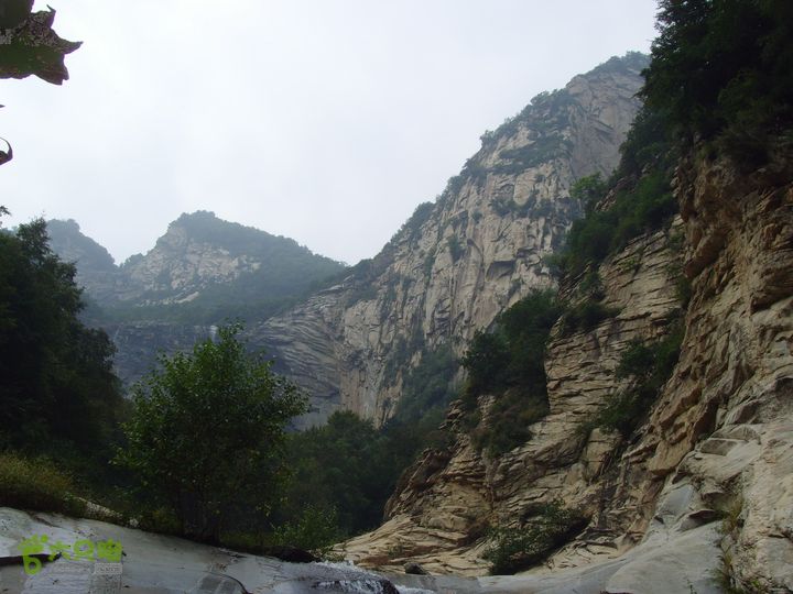 豪宅一天仙瀑一景区门口SNV34501