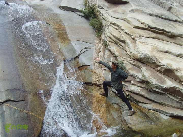 豪宅一天仙瀑一景区门口SNV34505