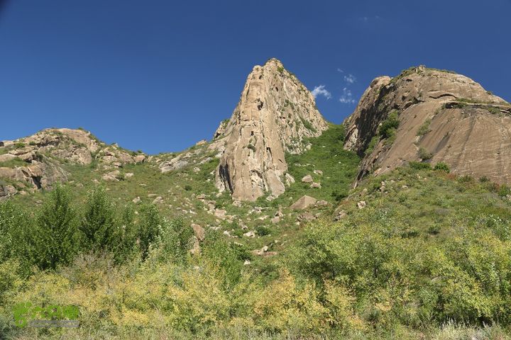 丰宁坝上窟窿山