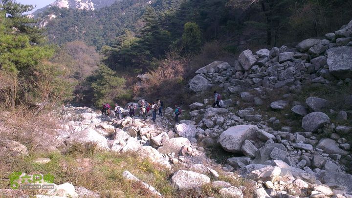 泰山：固顶山-新泰沟-明家滩20121014IMAG1571