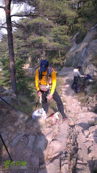 泰山：固顶山-新泰沟-明家滩20121014IMAG1577