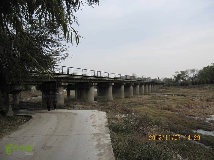 军都故城、巩华城穿行057、铁路桥