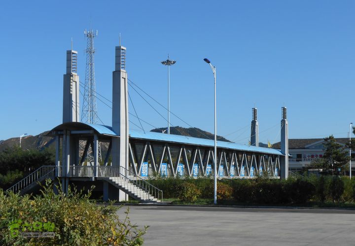 长春至北京 2012十一行三十家子服务区--- 辽冀 两省交界