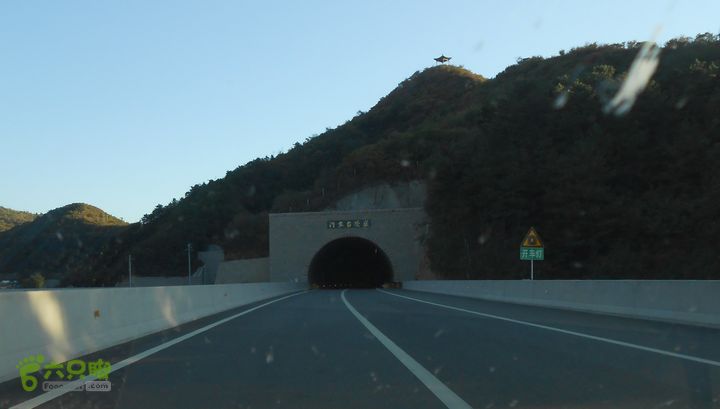 长春至北京 2012十一行钓鱼台隧道。