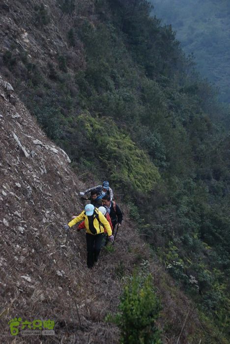 北雁荡经典之三（小龙湫 方洞 上灵岩 狮子山）横过陡坡