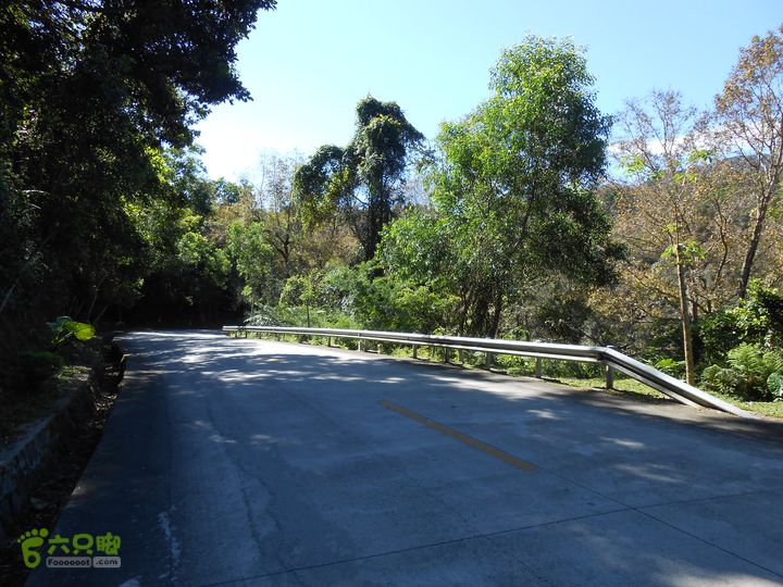 20121216五指山水满乡骑行登山DSCN2095